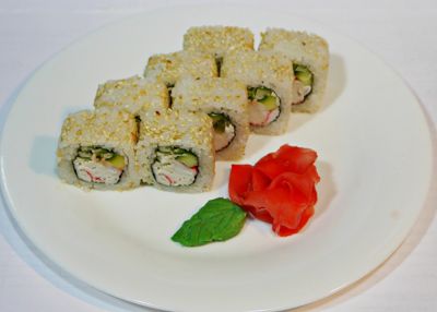 Калифорния с кунжутом