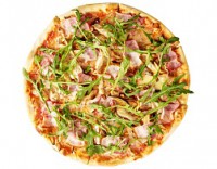 Пицца с курицей и беконом