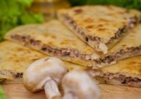 ПИРОГ С ГОВЯДИНОЙ И ГРИБАМИ