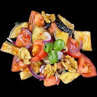 Салат с хрустящими баклажанами