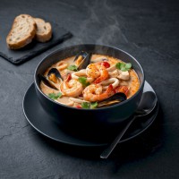 Том-ям с морепродуктами