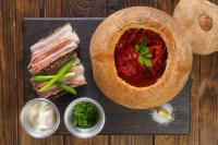 Борщ в хлебе