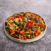 Wok с говядиной