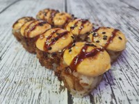Запеченный с беконом и курицей