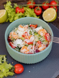 Салат с креветкой
