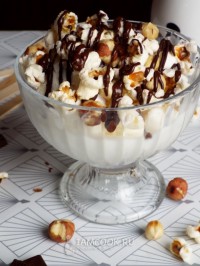 Мороженое с шоколадной глазурью