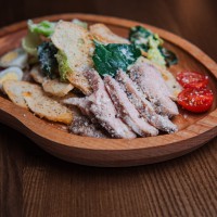 Цезарь с копчёной курицей