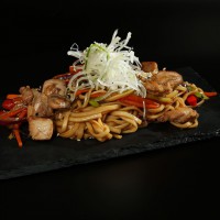 Удон с курицей