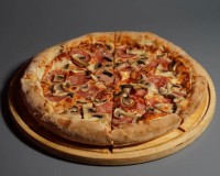 Пицца ветчина грибы 30см