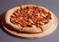 Пицца мясная 30см