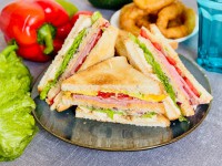 Сэндвич с ветчиной и сыром