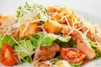 Салат "Цезарь" с курицей