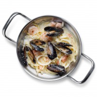 Тальятелле с морепродуктами в сливочном соусе